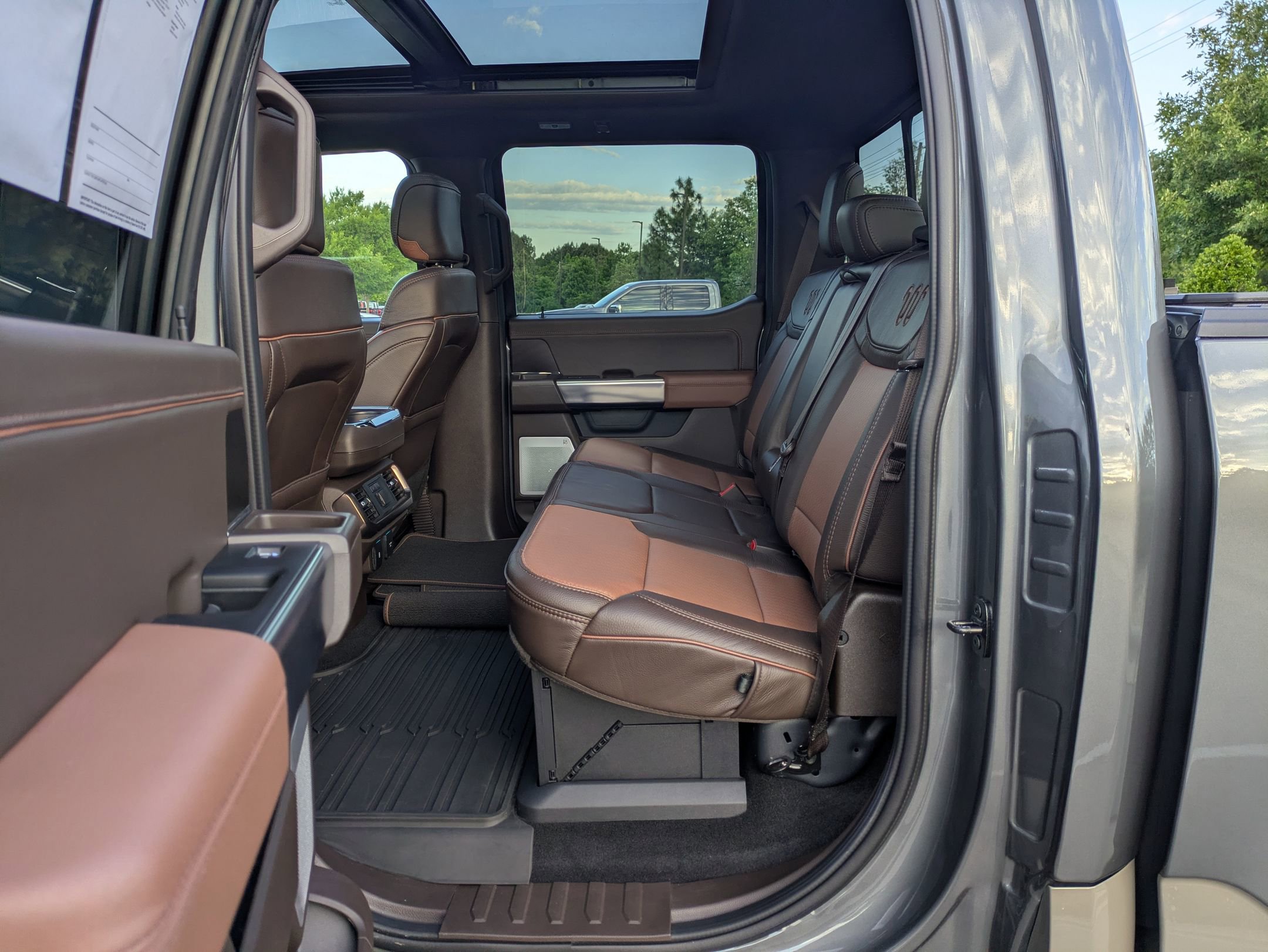 Certified 2025 Ford F150 King Ranch AWD/4WD image 30