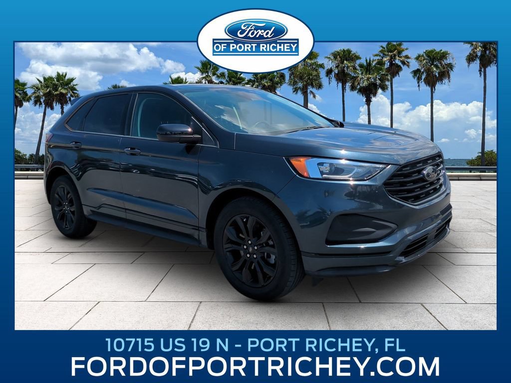 Certified 2022 Ford Edge SE w/ Black Appearance Package