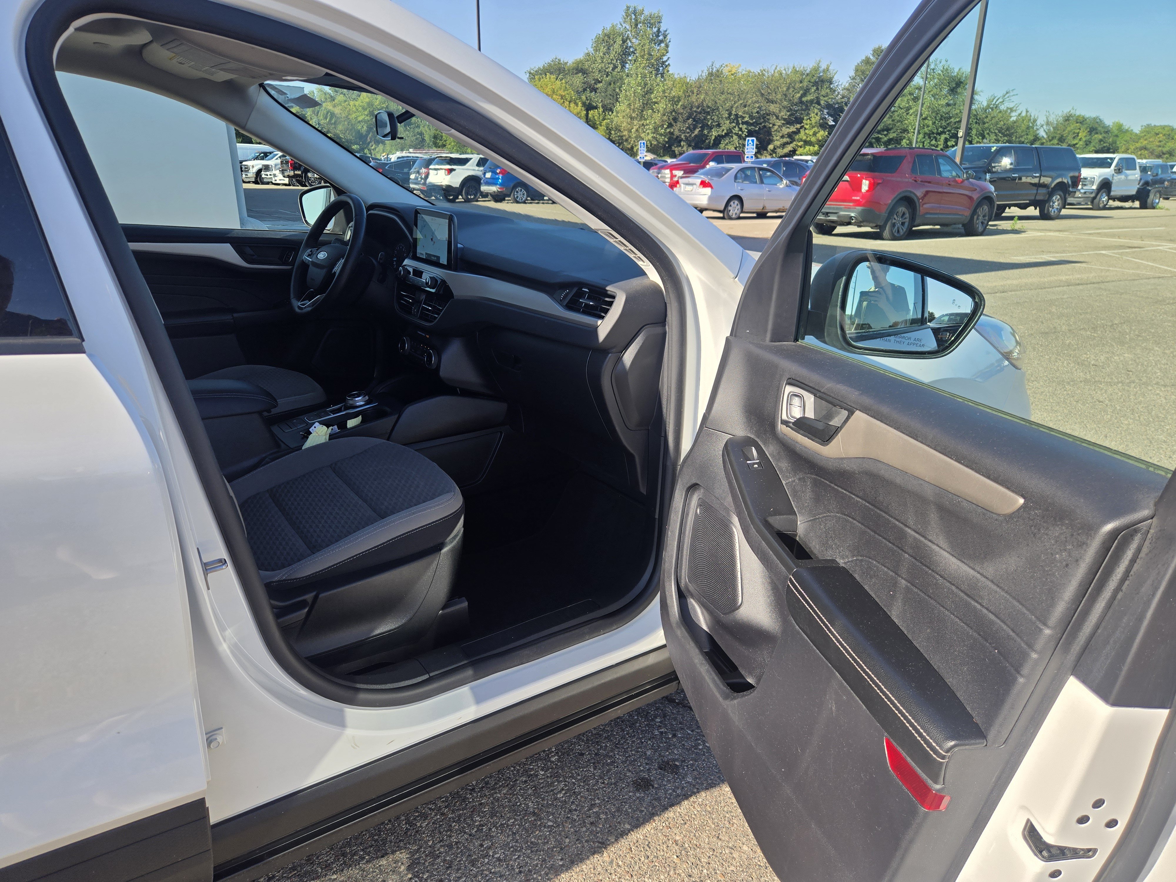 Certified 2022 Ford Escape SE w/ Convenience Package AWD/4WD image 16