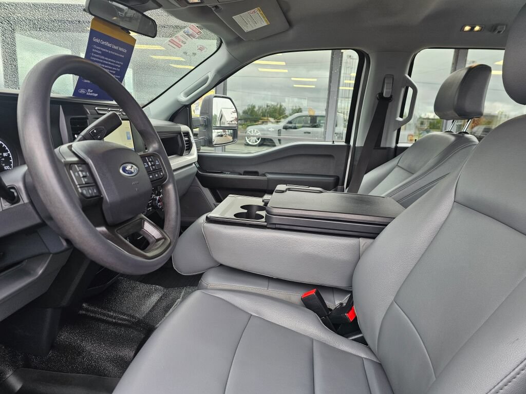 Certified 2023 Ford F250 XL RWD image 17