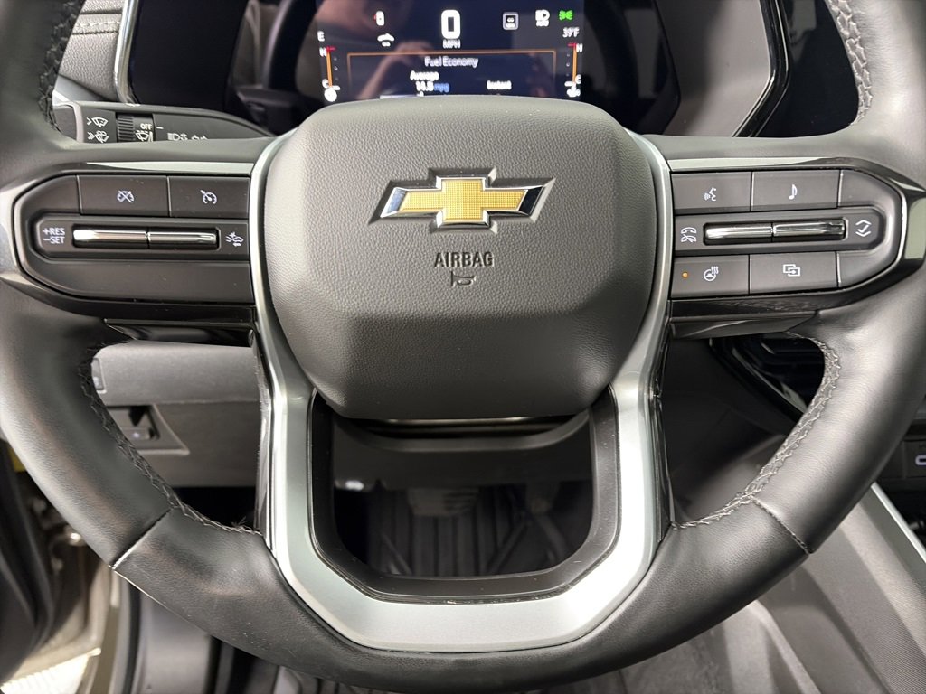 Used 2023 Chevrolet Colorado LT w/ LT Convenience Package III image 16