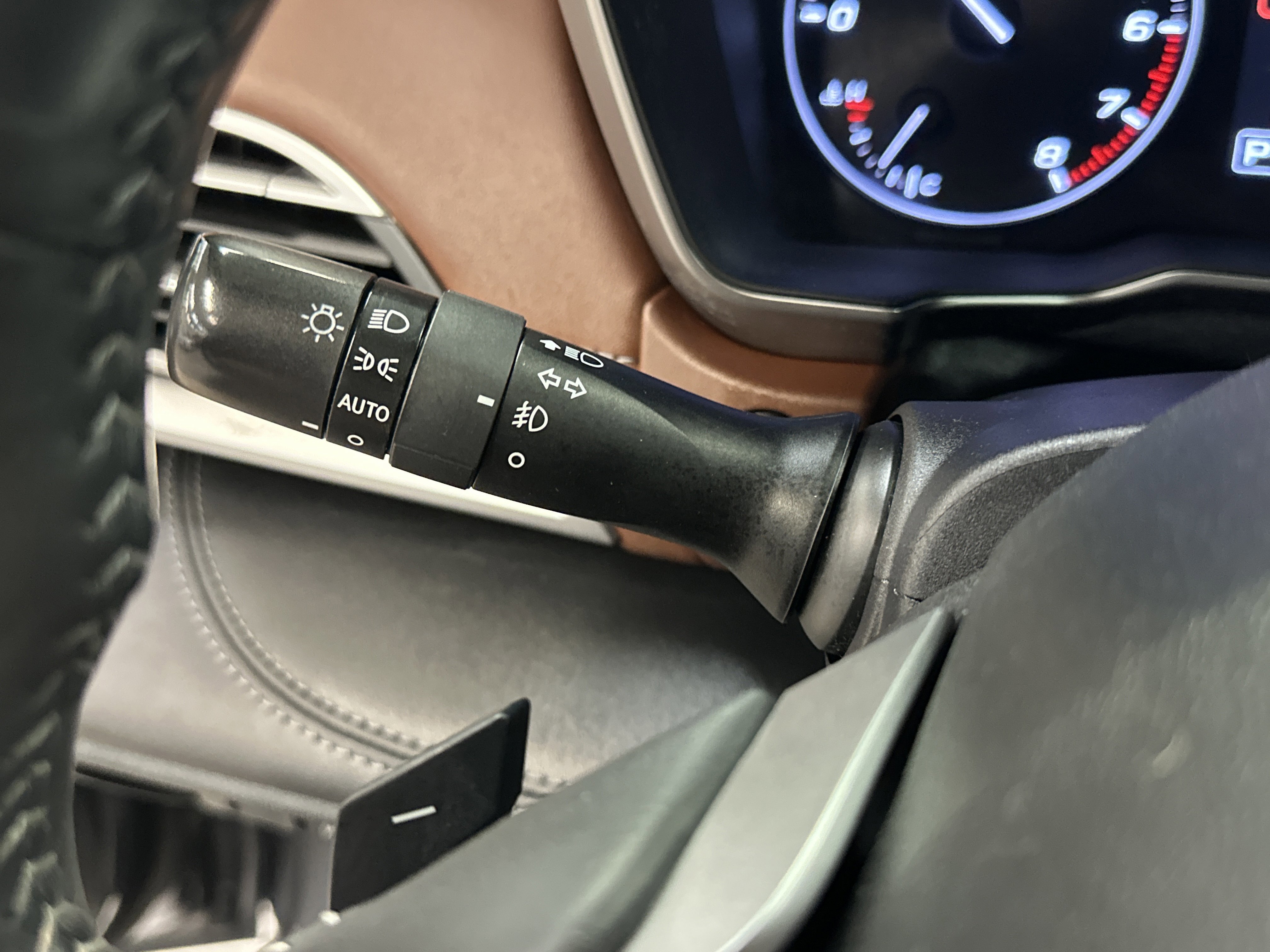 Used 2021 Subaru Outback Touring XT image 36