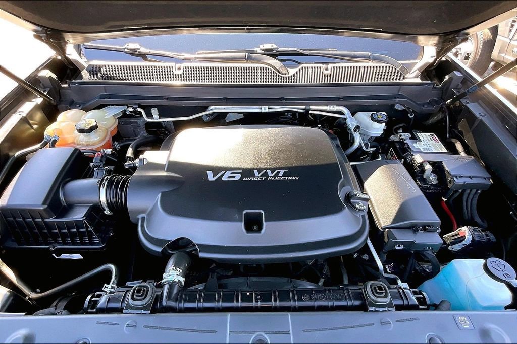 Used 2017 GMC Canyon SLE w/ SLE Convenience Package image 9