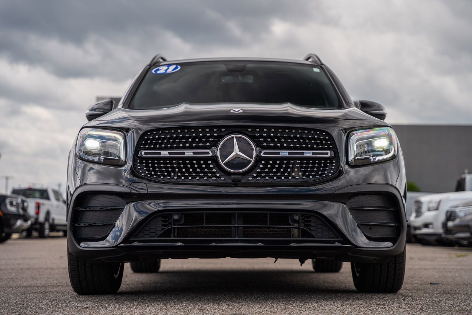 Used 2021 Mercedes-Benz GLB 250 4MATIC w/ AMG Line video 2