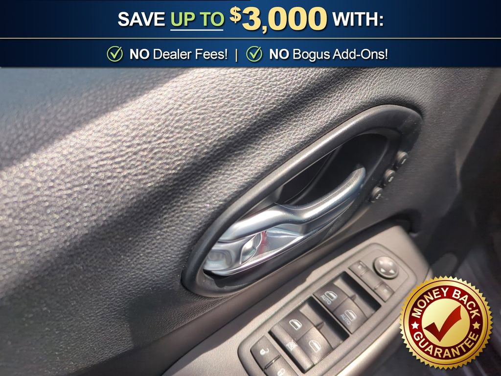Used 2020 Jeep Cherokee Limited AWD/4WD image 16