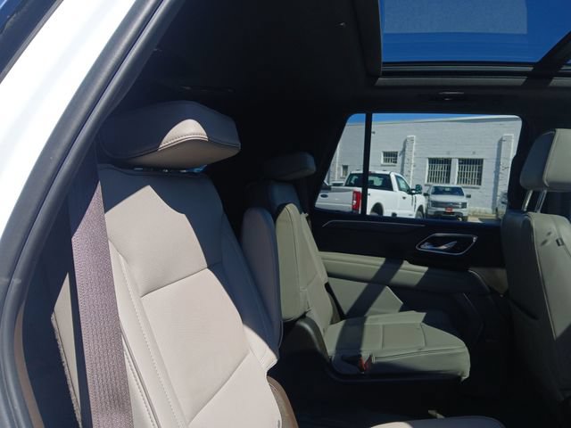 Used 2021 GMC Yukon SLT w/ SLT Luxury Plus Package AWD/4WD image 42