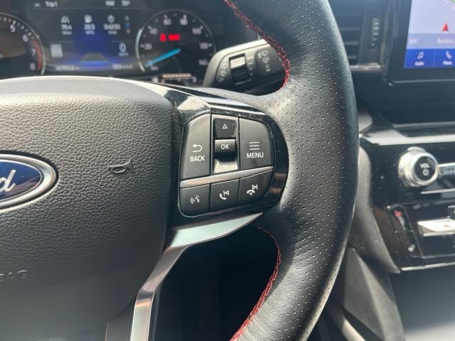Certified 2023 Ford Explorer ST-Line AWD/4WD image 17