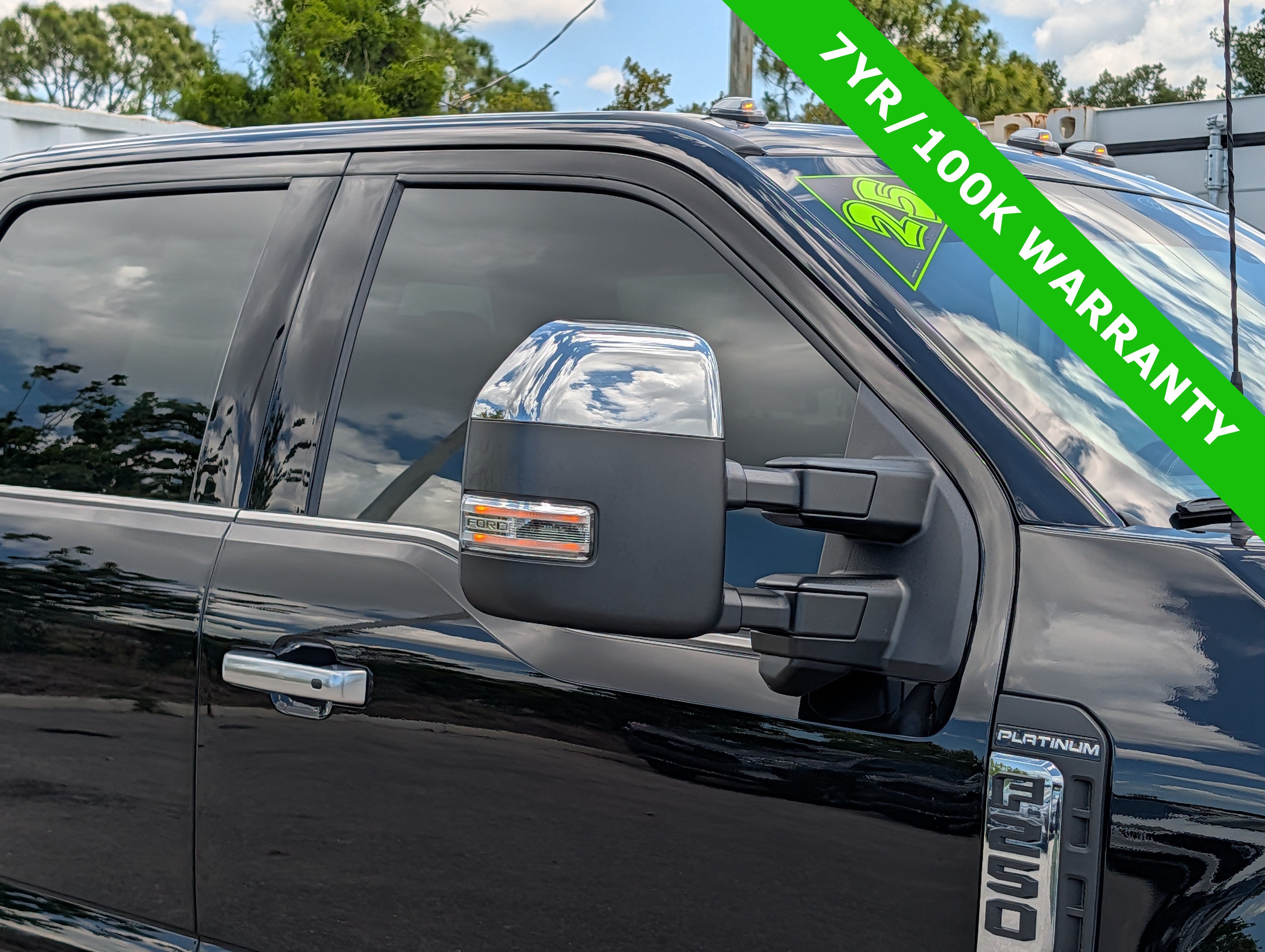 Certified 2025 Ford F250 Platinum w/ Platinum Plus Package AWD/4WD image 10