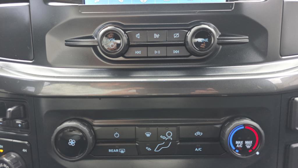 Certified 2022 Ford F150 XL w/ STX Appearance Package image 28