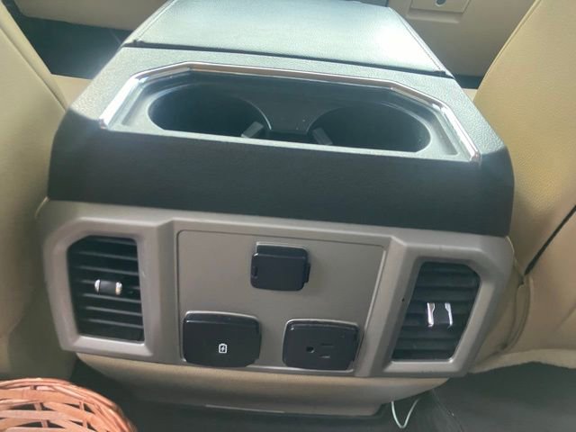 Certified 2019 Ford F350 Lariat w/ Lariat Ultimate Package image 9