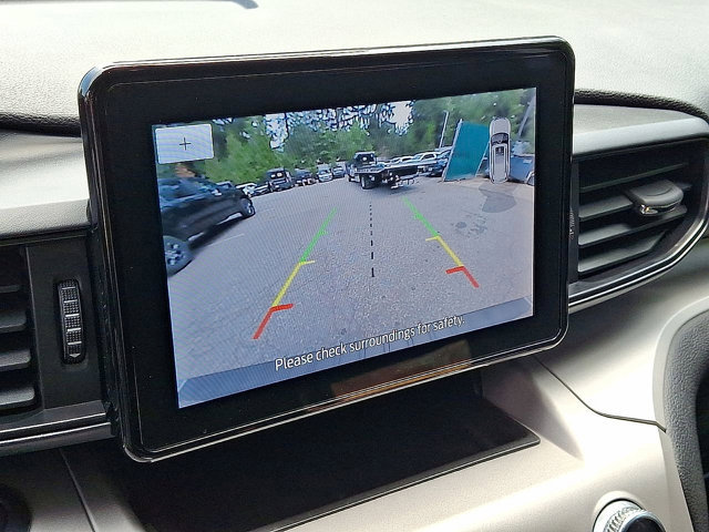 Certified 2023 Ford Explorer XLT w/ Class IV Trailer Tow Package AWD/4WD image 15