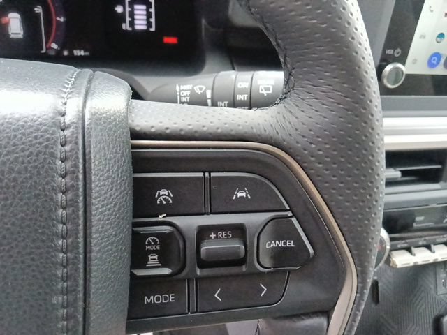 Used 2026 Toyota 4Runner SR5 RWD image 19