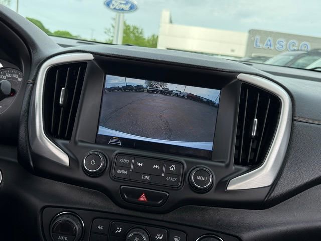 Used 2018 GMC Terrain SLE w/ Infotainment Package I AWD/4WD image 4