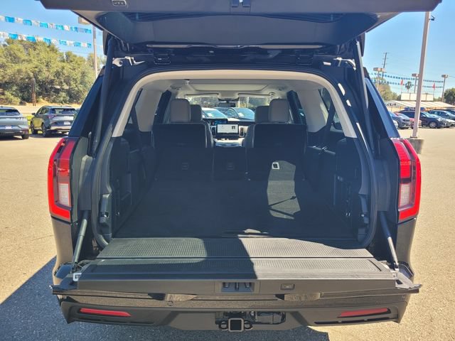 Certified 2025 Ford Expedition Max Active RWD image 8