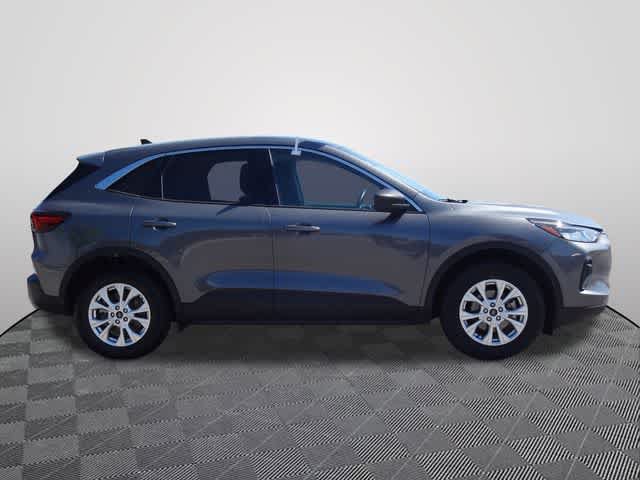 Certified 2024 Ford Escape Active AWD/4WD image 4