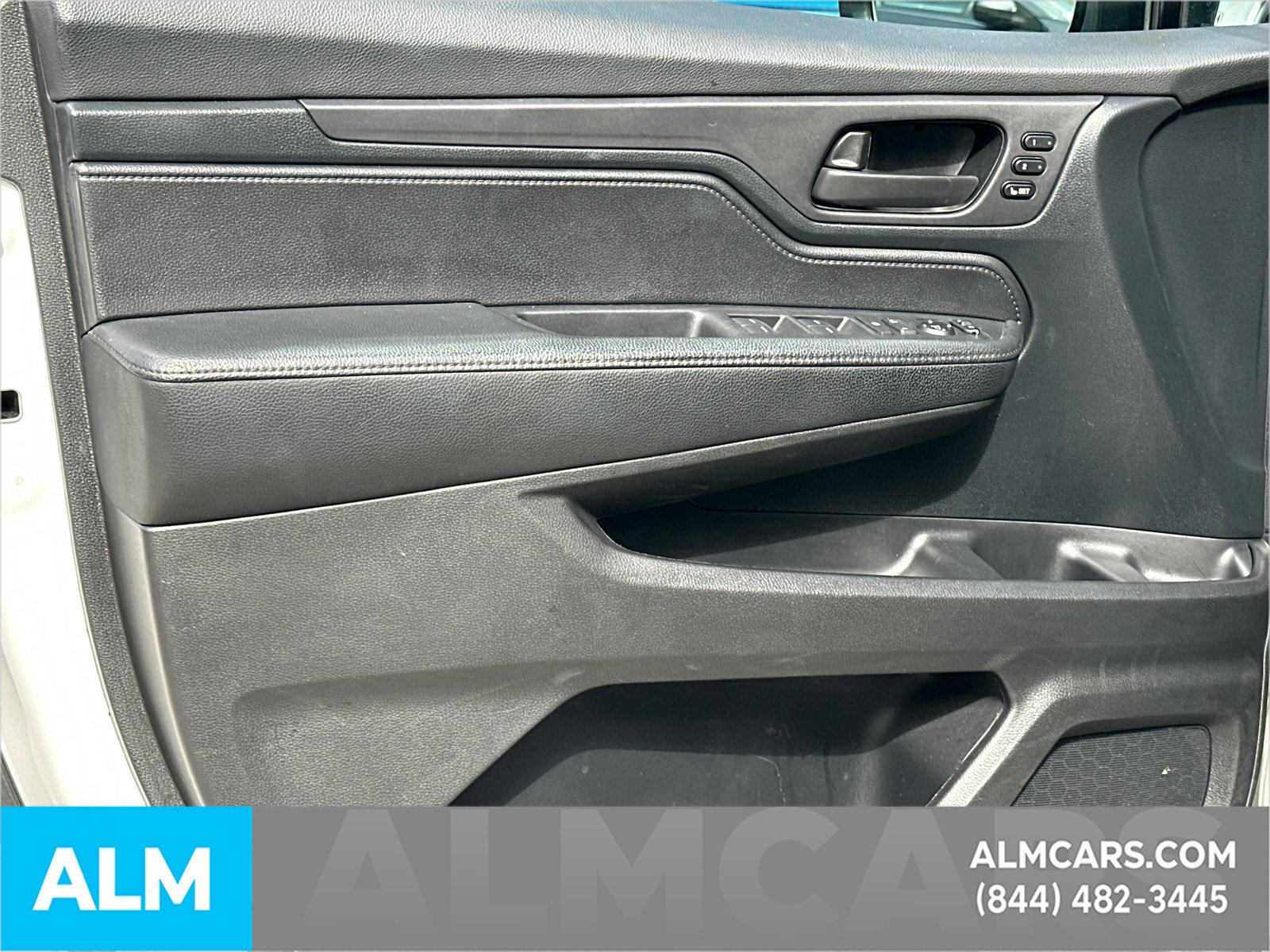 Used 2023 Honda Odyssey EX-L image 11