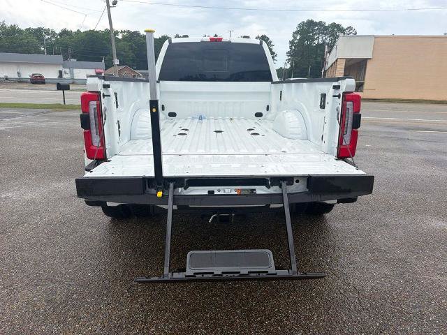 Certified 2026 Ford F450 Platinum w/ Platinum Plus Package AWD/4WD image 15