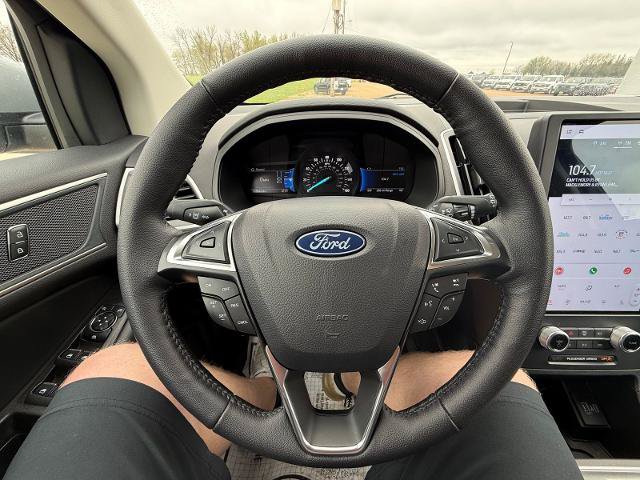 Certified 2024 Ford Edge SEL w/ Convenience Package AWD/4WD image 17