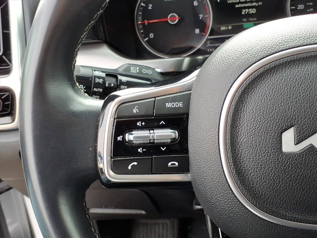 Used 2022 Kia Sorento SX image 18