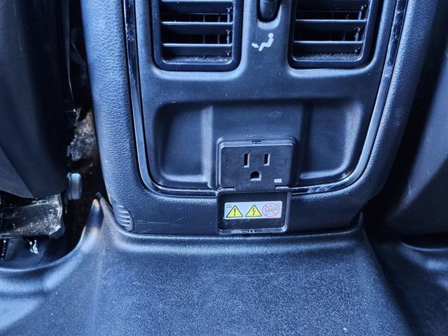 Used 2020 Jeep Grand Cherokee Altitude image 18