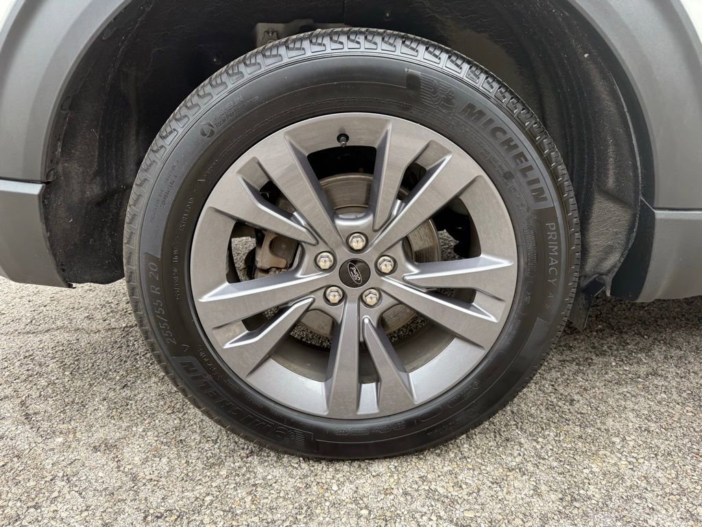 Certified 2025 Ford Explorer Active w/ Active Comfort Package image 25