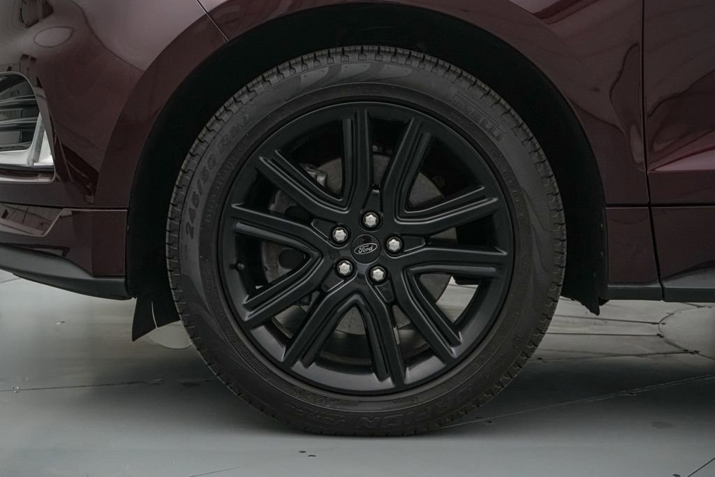 Certified 2024 Ford Edge ST-Line AWD/4WD image 11