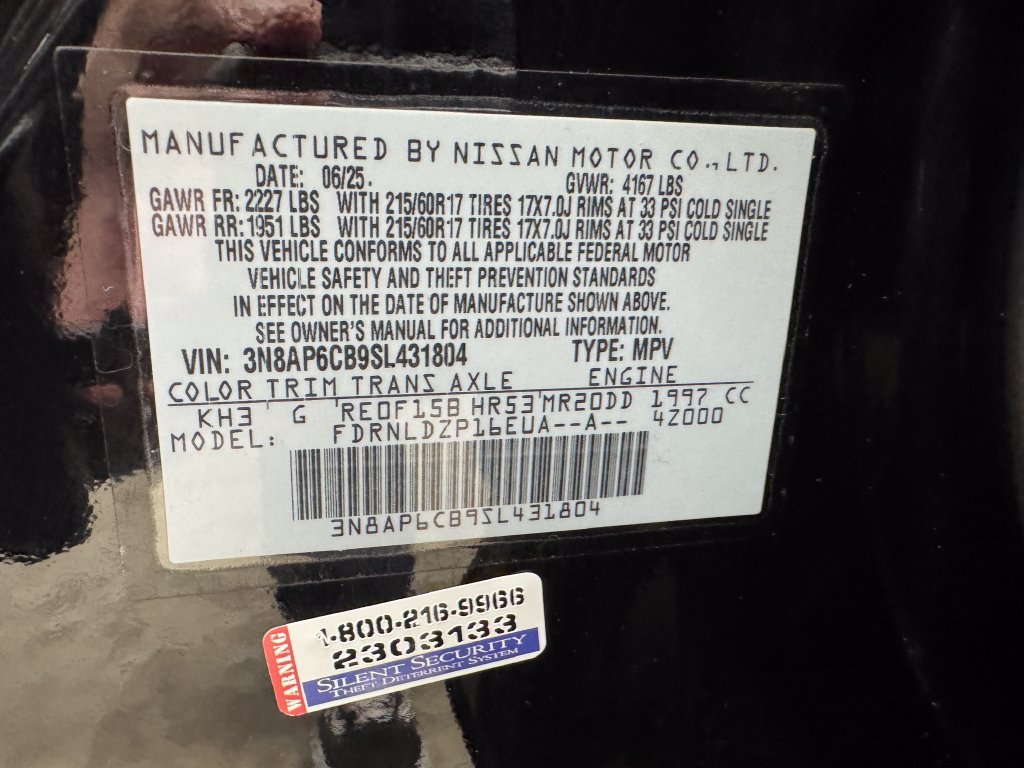 Used 2025 Nissan Kicks SV AWD/4WD image 29