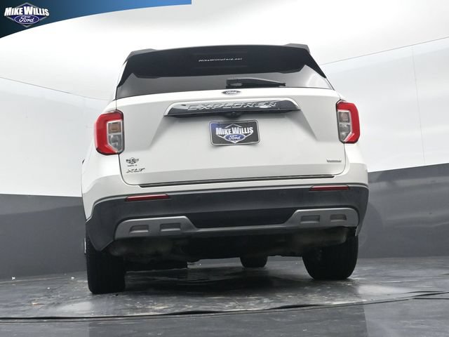 Certified 2020 Ford Explorer XLT w/ Equipment Group 202A RWD image 14