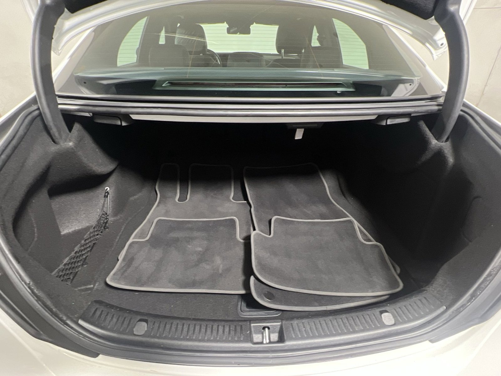 Used 2021 Mercedes-Benz E 350 Sedan image 25