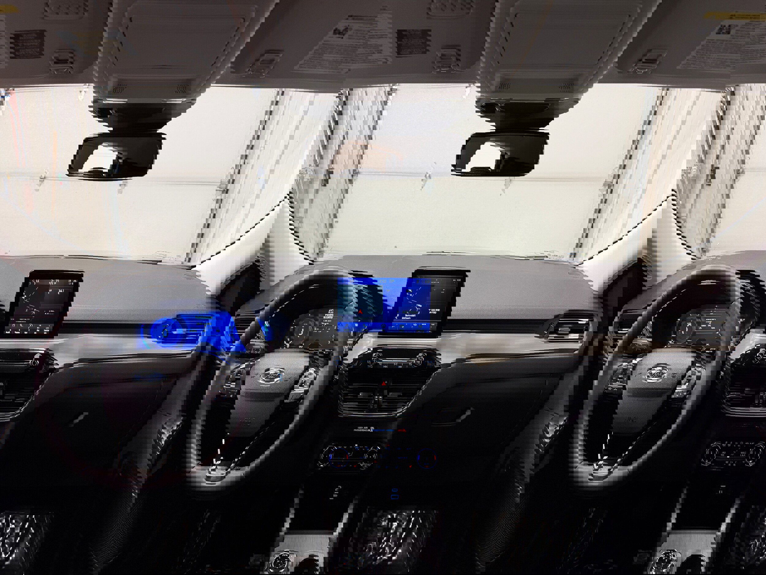 Certified 2022 Ford Escape Titanium image 10