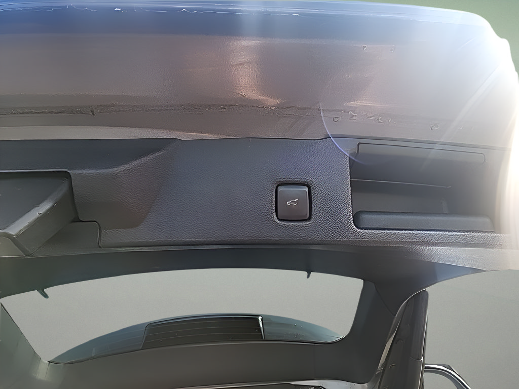 Certified 2024 Ford Escape Platinum AWD/4WD image 12