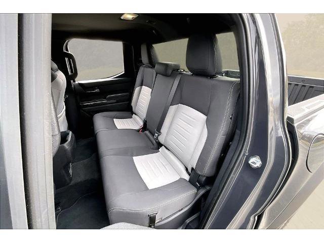 Used 2025 Toyota Tacoma TRD Off-Road AWD/4WD image 20