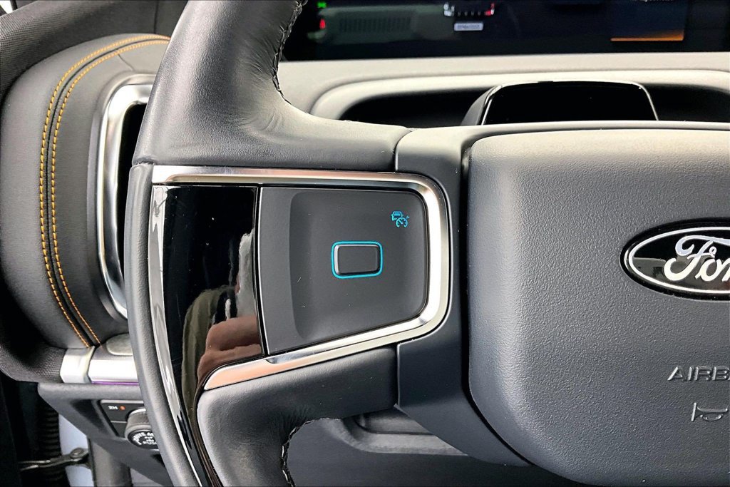 Certified 2025 Ford Expedition Tremor AWD/4WD image 18