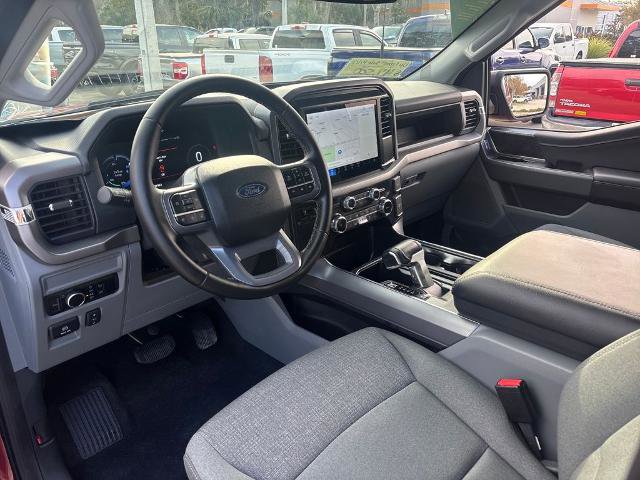 Certified 2025 Ford F150 Lightning XLT w/ Max Trailer Tow Package image 6