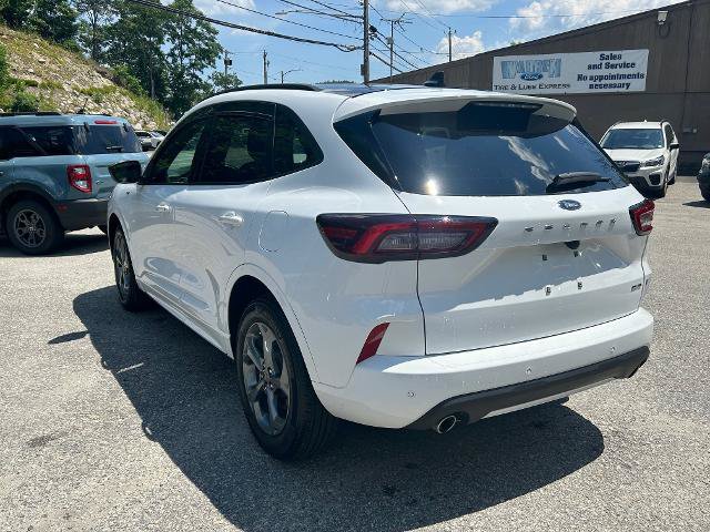 Certified 2023 Ford Escape ST-Line w/ Tech Pack #1 AWD/4WD image 4