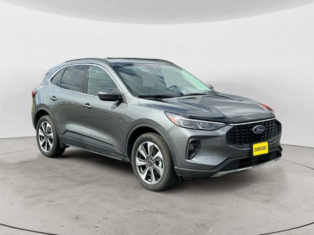 Certified 2025 Ford Escape Platinum AWD/4WD image 3