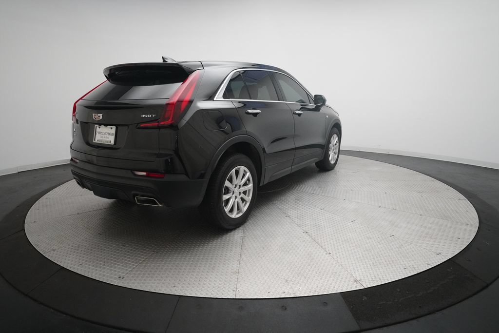 Used 2022 Cadillac XT4 Luxury w/ Cold Weather Package AWD/4WD image 35