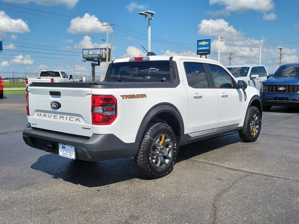 Certified 2025 Ford Maverick Tremor AWD/4WD image 4