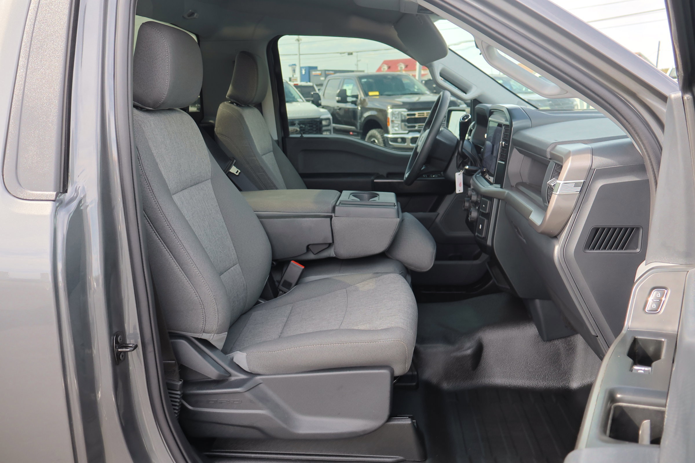 Certified 2025 Ford F150 XL image 25