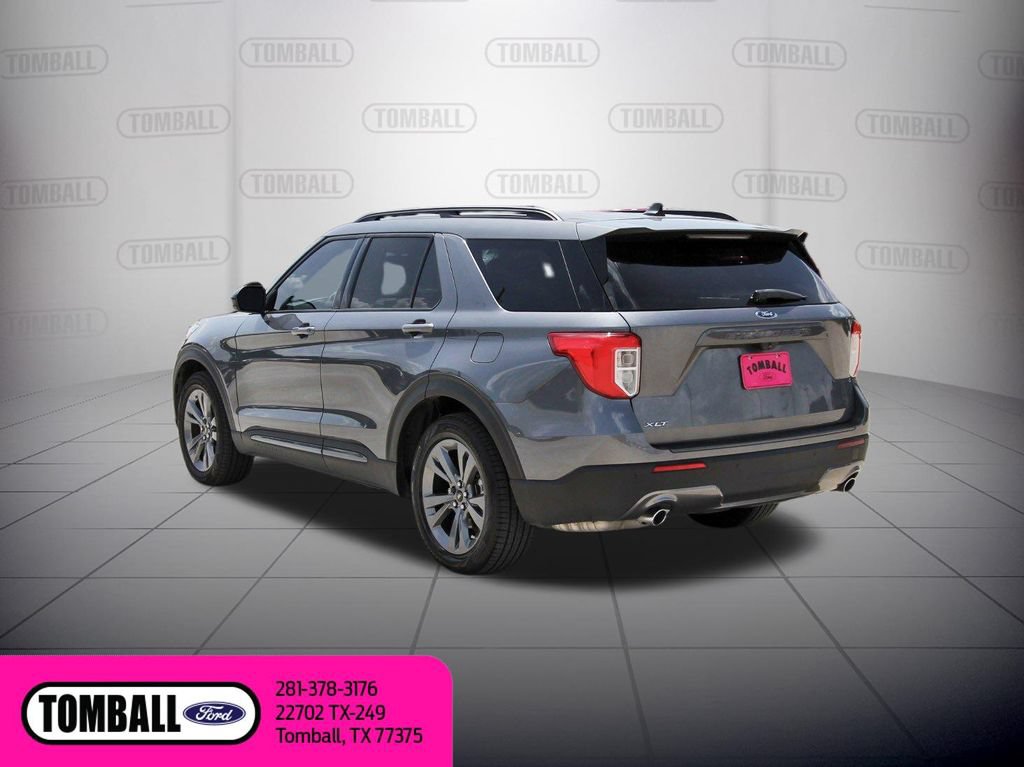 Certified 2022 Ford Explorer XLT w/ Equipment Group 202A RWD image 6