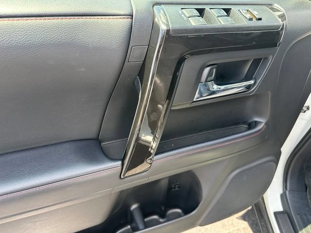 Used 2023 Toyota 4Runner TRD Off-Road Premium w/ Off Road Premium Plus Package AWD/4WD image 17