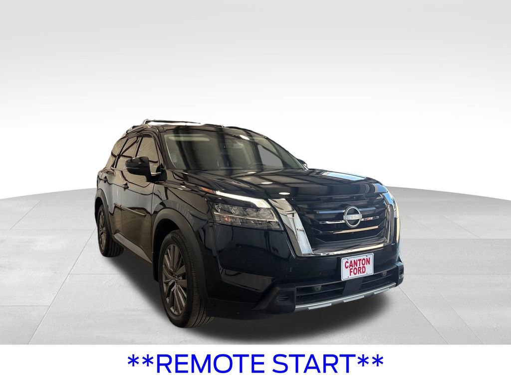 Used 2024 Nissan Pathfinder SL w/ SL Premium Package FWD image 10