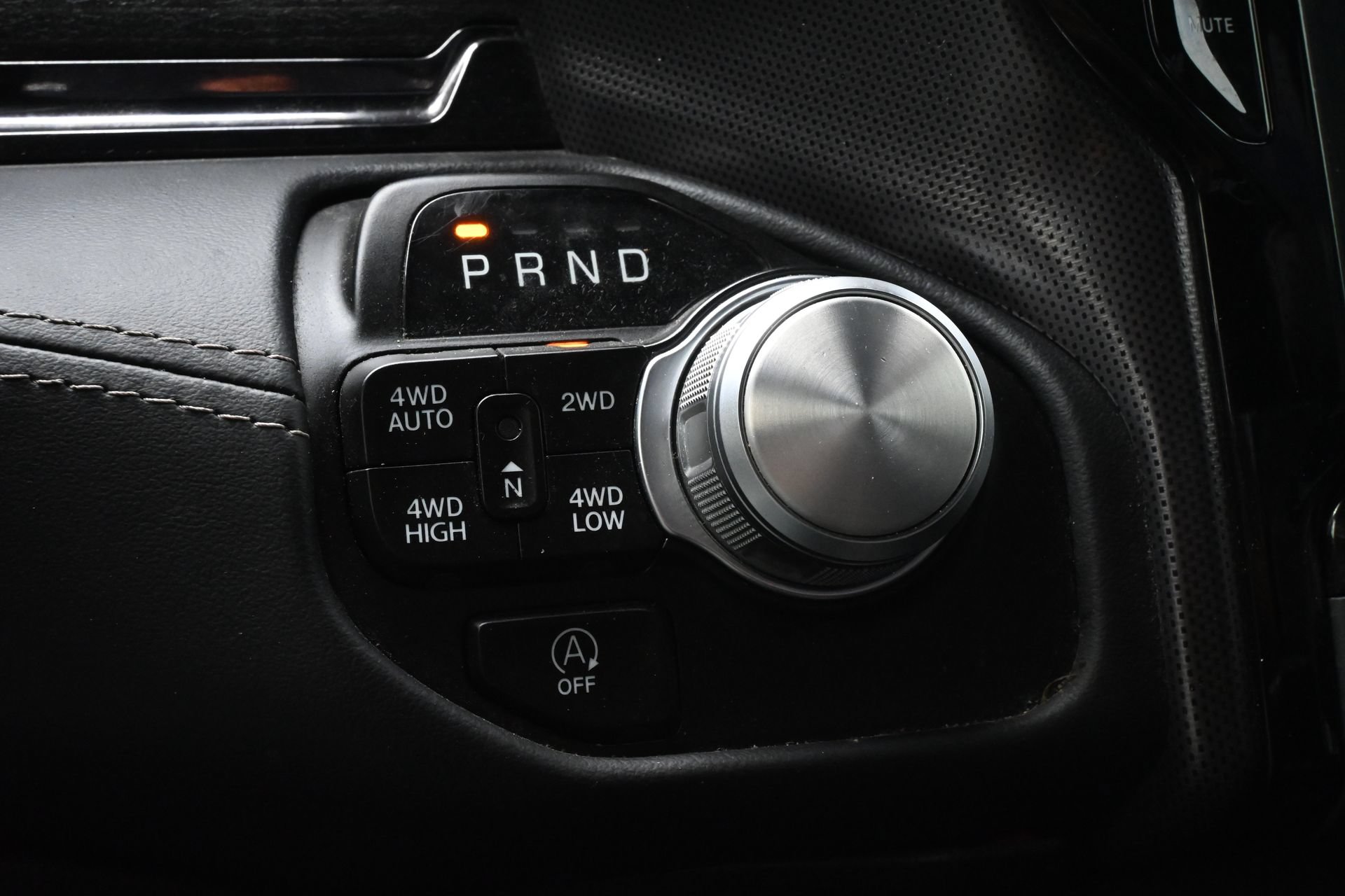 Used 2023 RAM 1500 Limited AWD/4WD image 12