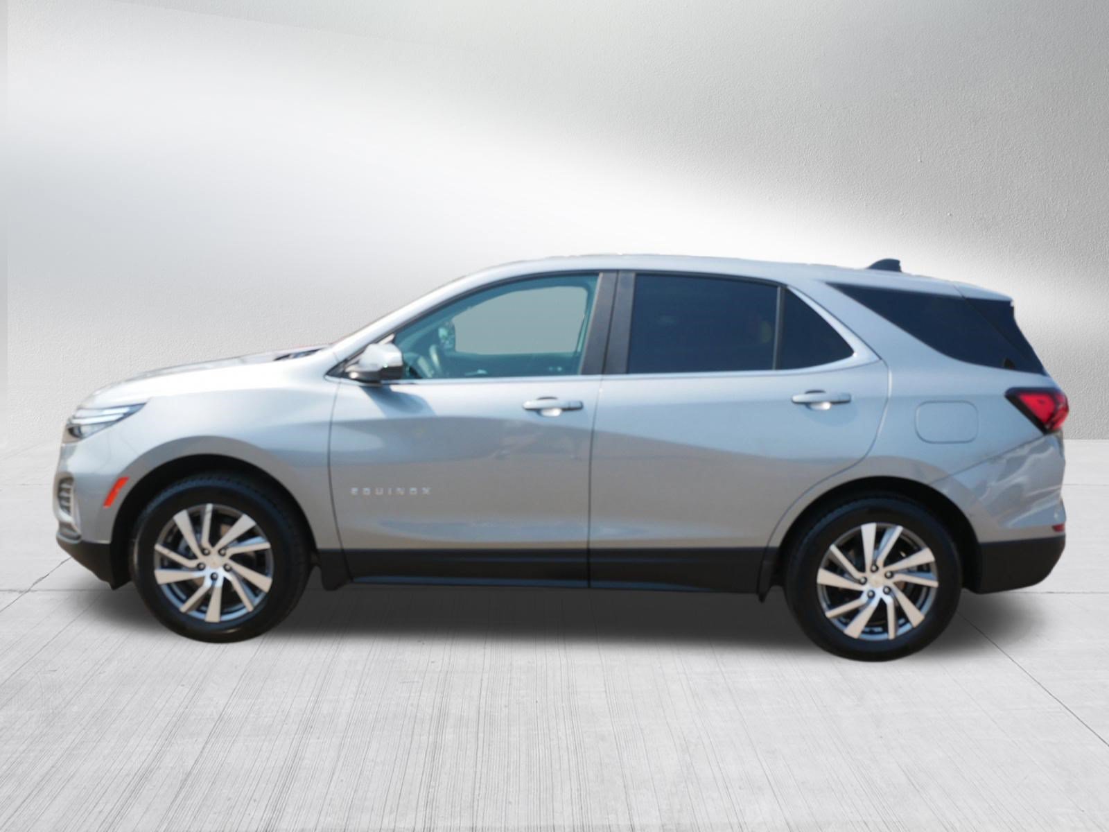Used 2024 Chevrolet Equinox LT AWD/4WD image 4