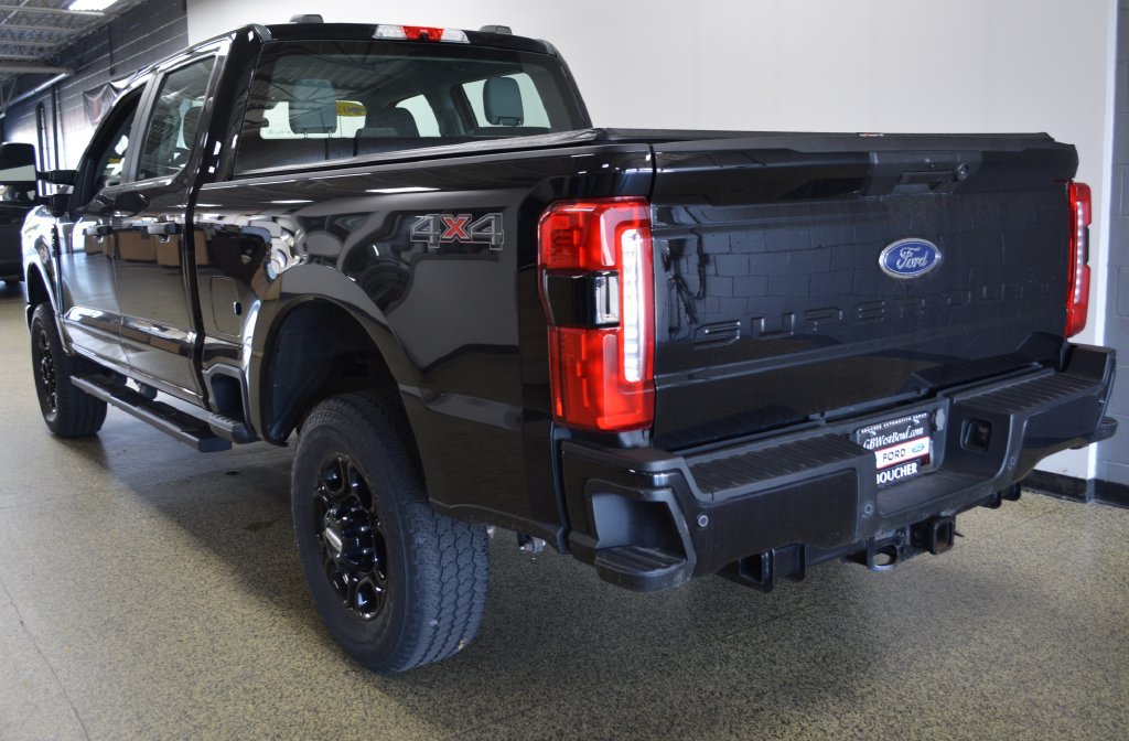 Certified 2023 Ford F250 XL w/ STX Appearance Package AWD/4WD image 4