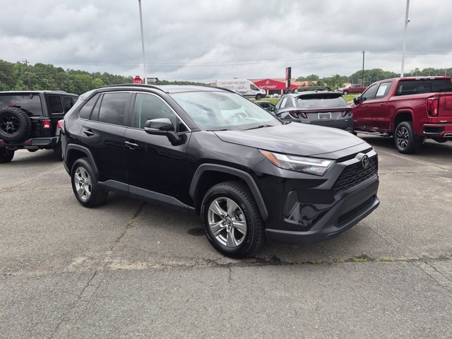 Used 2023 Toyota RAV4 XLE FWD image 2
