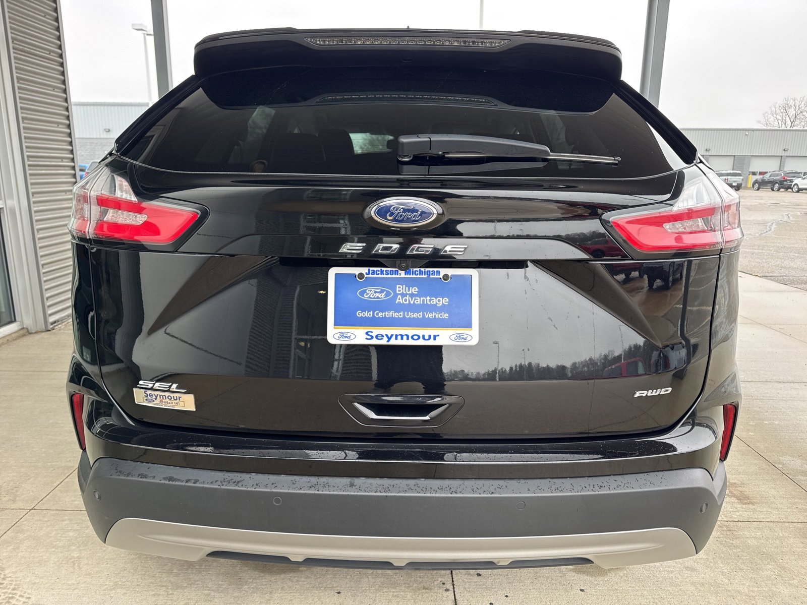 Certified 2024 Ford Edge SEL w/ Convenience Package image 5