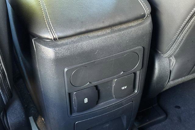 Certified 2023 Ford Explorer XLT w/ Equipment Group 202A image 33