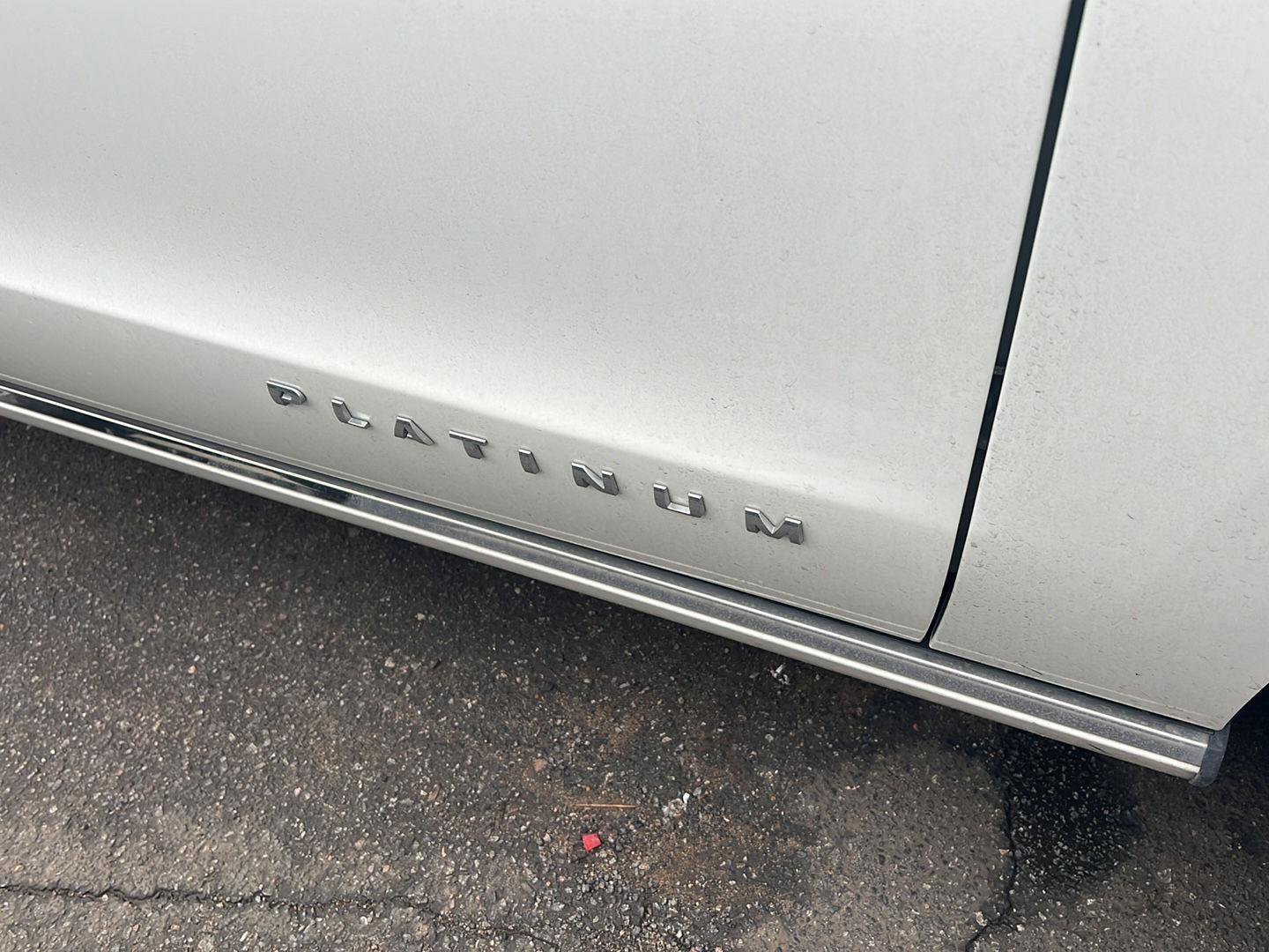 Certified 2023 Ford Expedition Platinum image 8