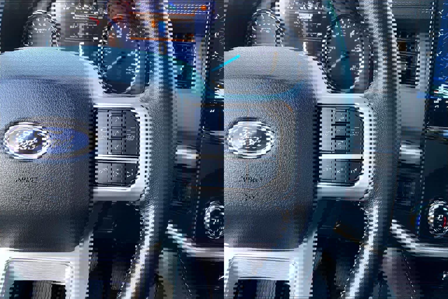 Certified 2023 Ford Expedition XLT image 21